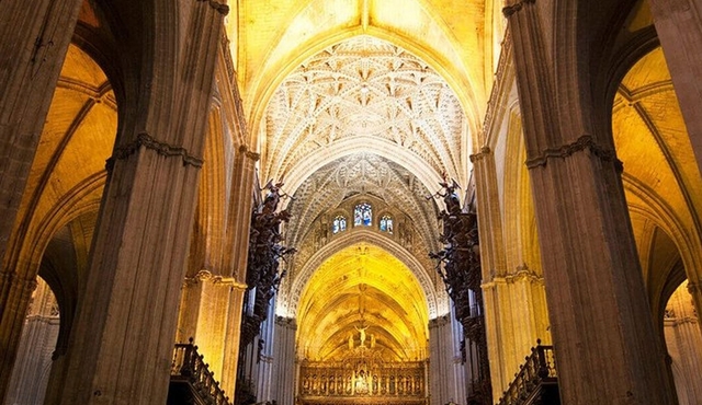 Seville Cathedral Tour