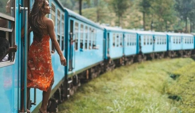 Scenic Train Ride Ella To Horton Plains National Park And Drop Nuwara Eliya
