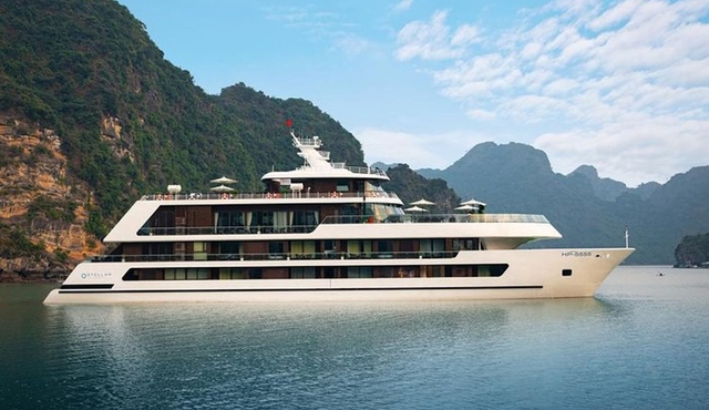 3‐Day Halong Lan Ha Bay Stellar of the Seas Cruise From Hanoi