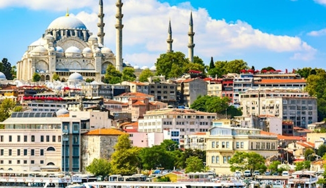 Istanbul: Bosphorus Cruise + Cable Car to Pierre Loti Hill