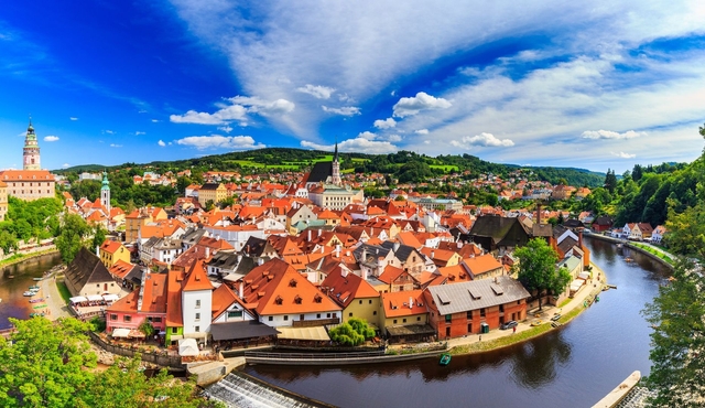 Český Krumlov Day Trip from Prague: A Fairytale UNESCO Town