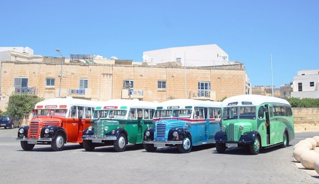 Vintage Bus to Valletta and Sliema and Rabat and Mdina