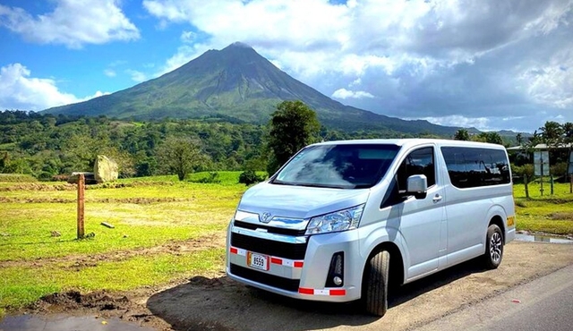 Private Transport Dreams Las Mareas to Arenal