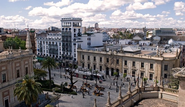 Essential Seville Tour