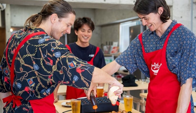 Osaka Home Feast Cooking and Sake Experience