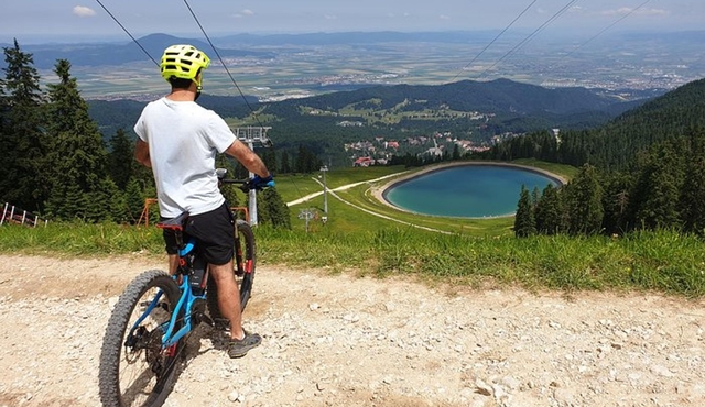POIANA BRASOV and POSTAVARU CHALET eBike tour (BRASOV)
