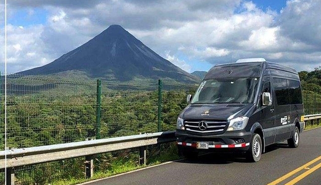 Costa Rica: Private Transfer from Manuel Antonio to San Jose