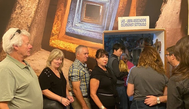 Private Mini Tour to Underground Naples and the Spanish Quarters