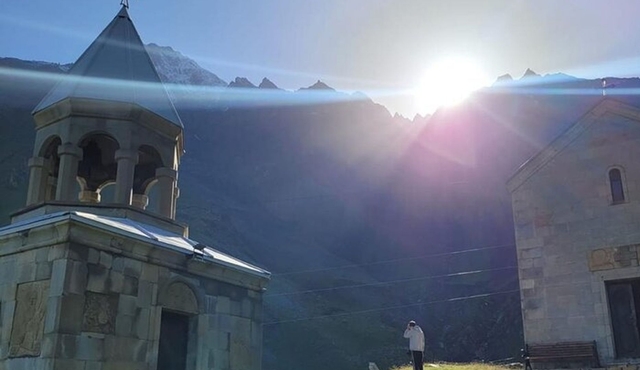 Horse riding tour in Kazbegi