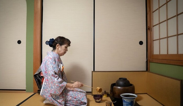 Tea Ceremony Experience in Kyoto