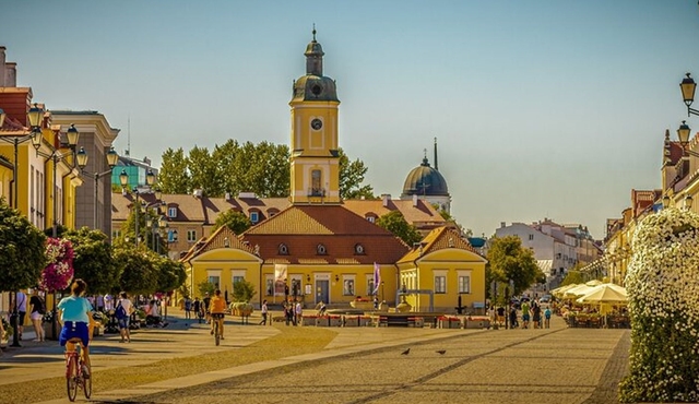 Bialystok Old Town Highlights Private Walking Tour
