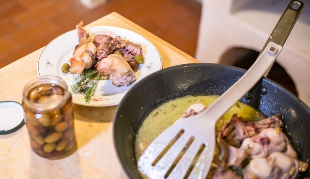 Private hands‐on cooking class in Camogli with a local home cook – lunch or dinner and wine included