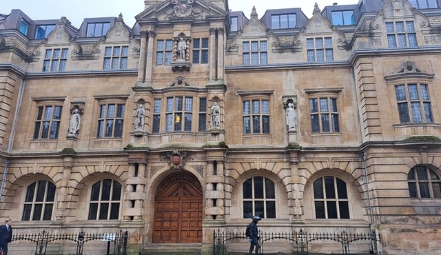 Oxford Mystery Quest: Self‐Guided Watchmaker Adventure