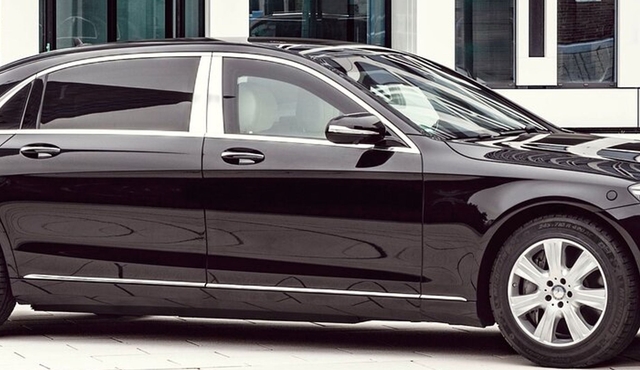 Saint Tropez to Paris Private Transfer