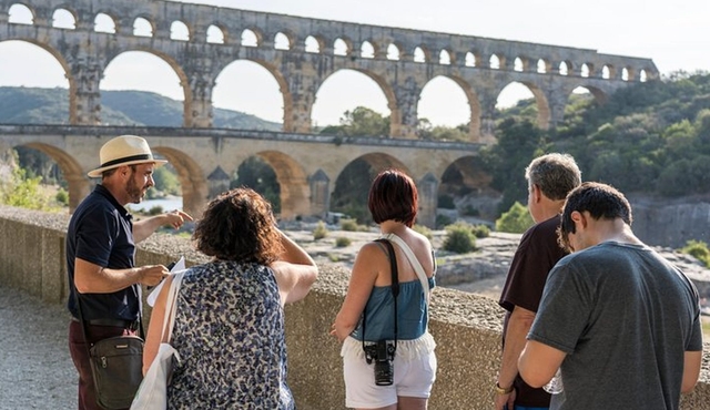 Provence Countryside Tour from Marseille with Ruins and Wine