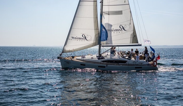 Sopot Yacht Cruise Around the Bay with Welcome Drink