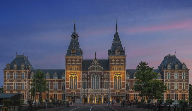 Rejs statkiem Gray Line Canal Cruise z przekąskami i biletem wstępu do Rijksmuseum