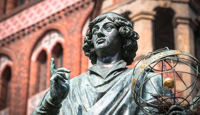 Private walking city tour in Torun