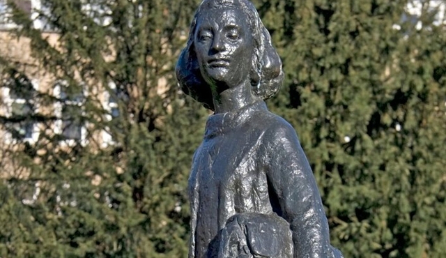Netherlands Amsterdam Anne Frank Tour