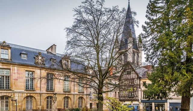 Dijon Scavenger Hunt and Highlights Self‐Guided Tour