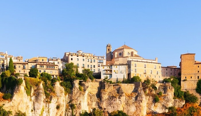 Explore Aix‐en‐Provence in 60 minutes with a Local