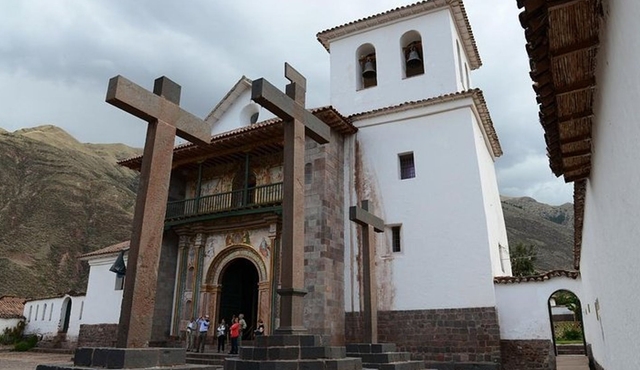 Tipon Pikillacta and Andahuaylillas Day Tour from Cusco