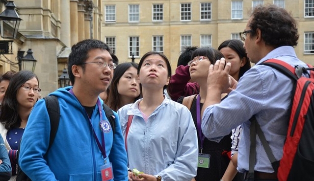 Mandarin Oxford Walking Tour