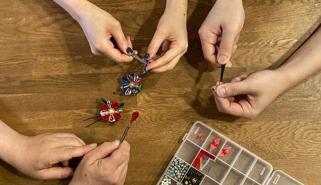 Tsumami Zaiku (Kanzashi) making Workshop in Abeno Osaka