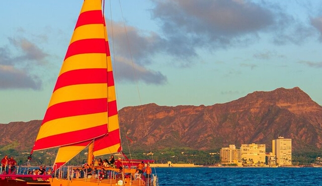 Honolulu Sunset Sail from Kewalo Harbor