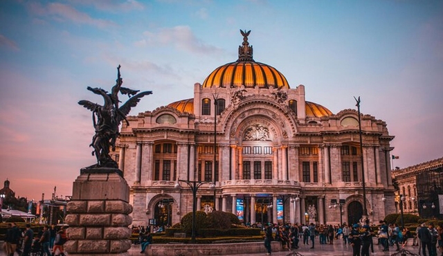 Guided Walking Tour in Mexico City