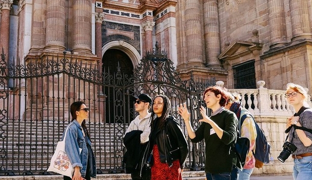 Málaga Flamenco and City Highlights Guided Tour — by Oh My Good Guide!