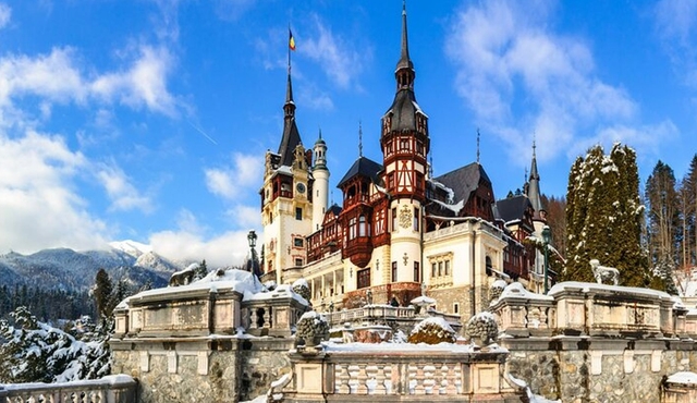 Gita di un giorno a Bucarest: Castello di Peles, Castello di Bran e Brasov