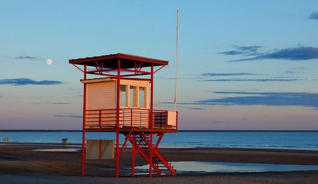 Enchanting Pärnu: A Journey Through Time & Tides