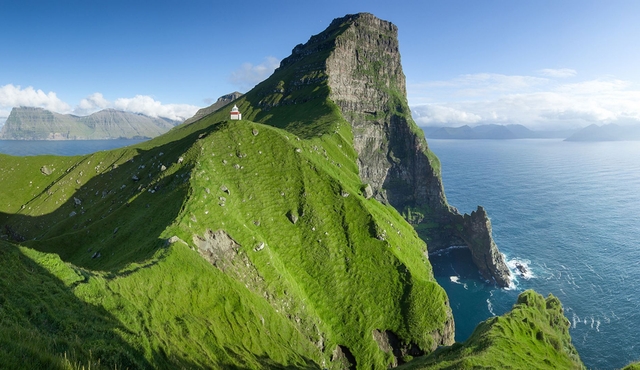 James Bond 007 | Official Faroe Islands Tour