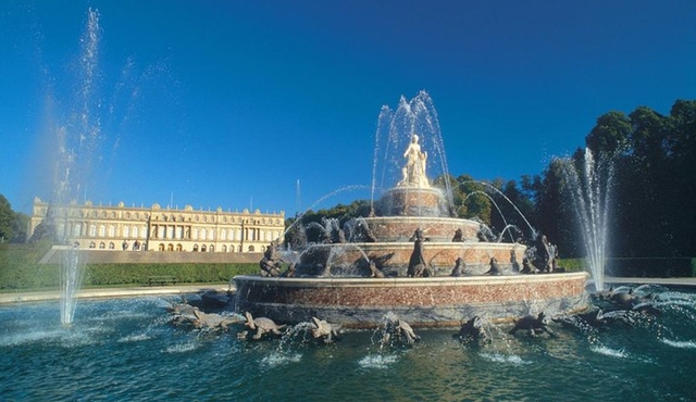 Herrenchiemsee Palace and Fraueninsel Rail Trip from Munich
