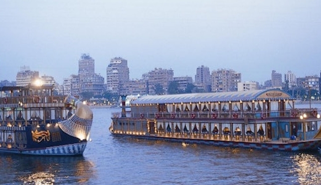 Cairo: Nile Pharaohs Cruise + Dinner + Transfer