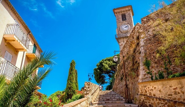 12 Hours Tour to Monaco Eze Cannes Antibes and Saint Tropez