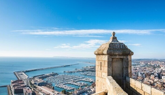 Alicante Must see Attractions Walking Tour With A Guide