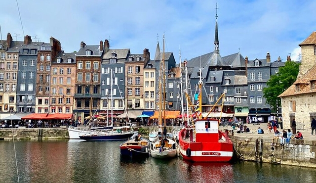 Normandy: Rouen, Honfleur, and Etretat Private Trip From Paris