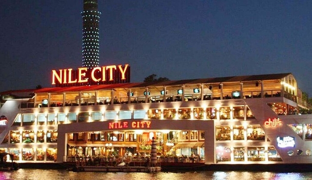 Cairo Nile dinner cruise and Show