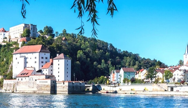 Best Intro to Passau in 2 hours with a Local