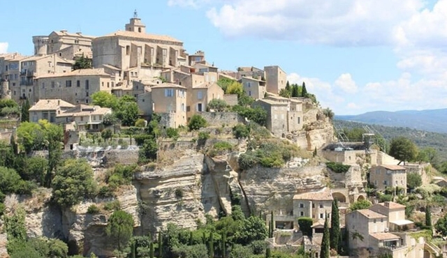 Luberon Villages Day Trip from Aix en Provence