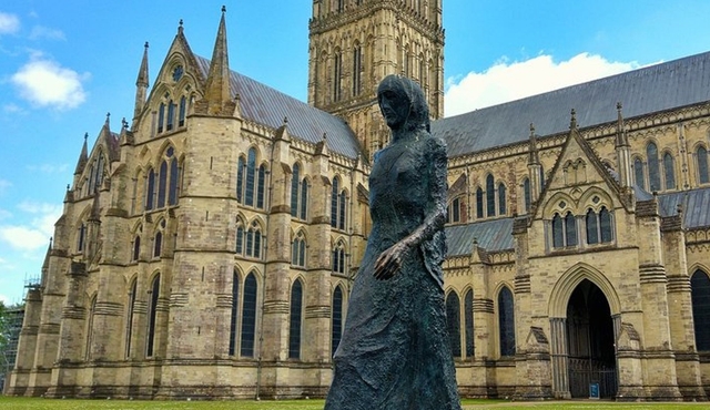 Salisbury Highlights and History Private Walking Tour