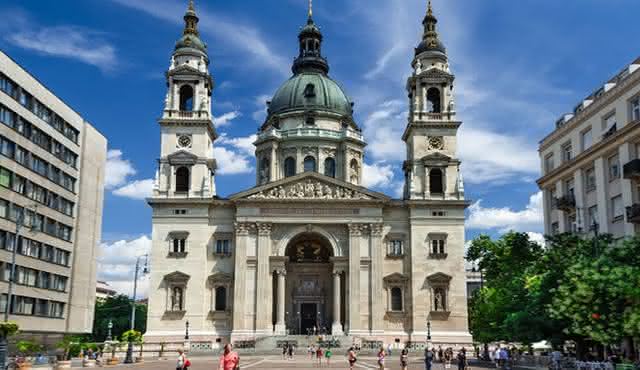 Ave María, Aire y Aleluya: La Basílica de San Esteban