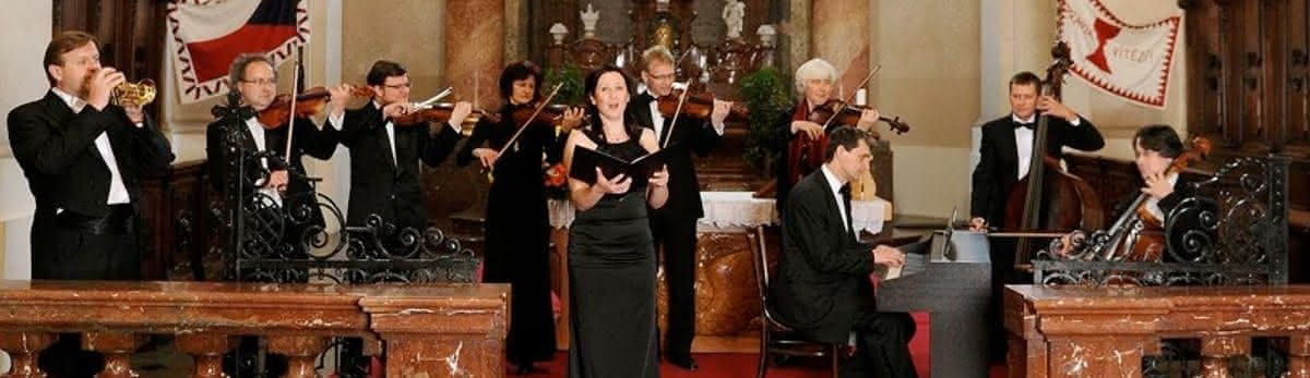 Consortium Pragense Orchestra & Soprano: St. Nicholas Church