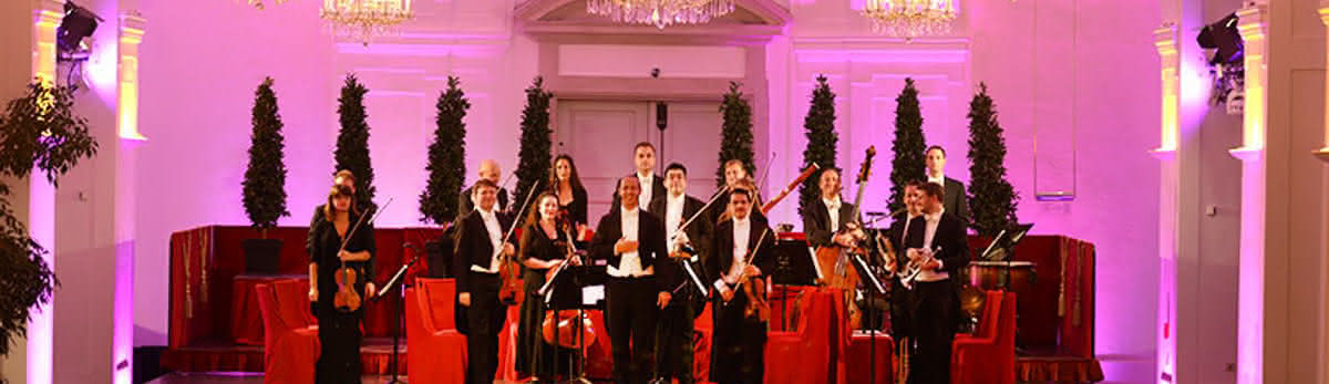 Palace Tour, Dinner and Concert: Mozart in Schönbrunn, © WKE Konzert- & Eventveranstaltungs GmbH