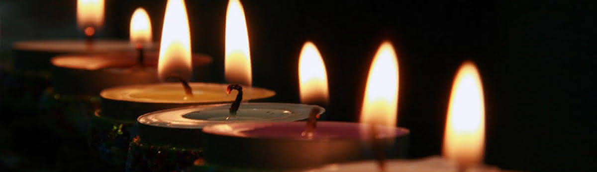 Luminaria: Music by Candlelight