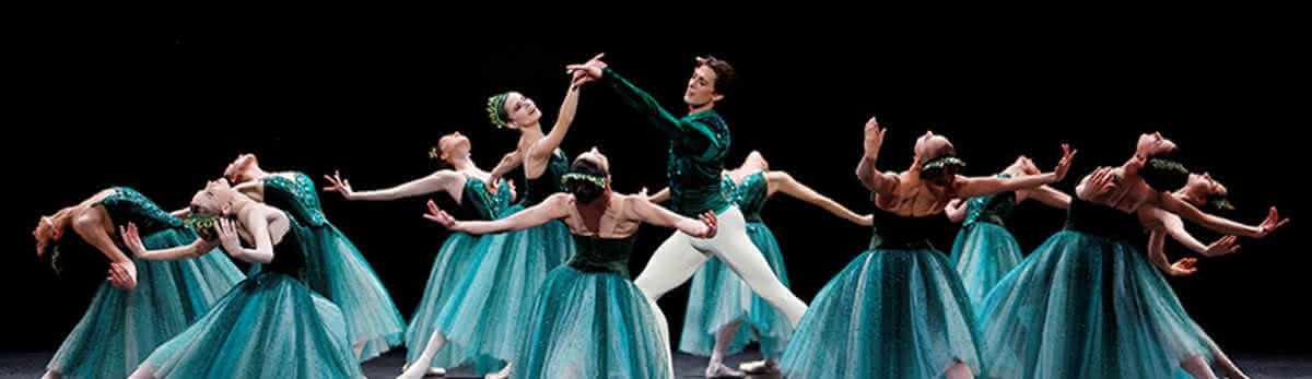 George Balanchine's Joyaux: Ballet de l'Opéra National de Paris, © Photo: Agathe-Poupeney