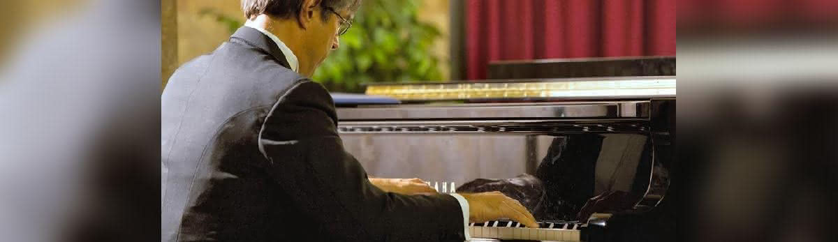 Italian Bel Canto and Romantic Piano: Concert & Aperitive