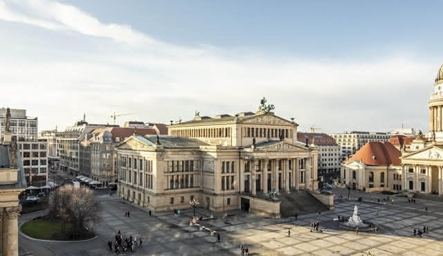 Konzerthaus de Berlín: Piano Recital Obras para piano a cuatro manos